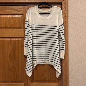 Women’s M/L Top
